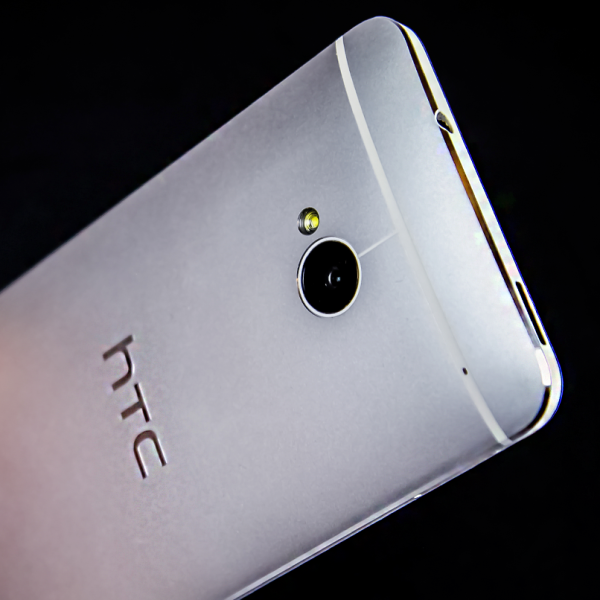 HTC One Smartphone top