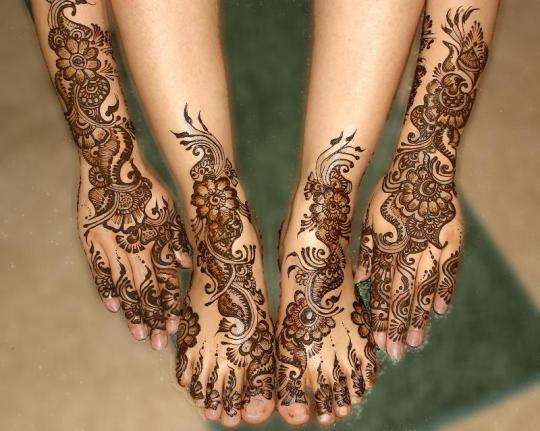 Indian-and-Pakistani-Bridal-Mehndi-Designs-2014.jpg (540×431)