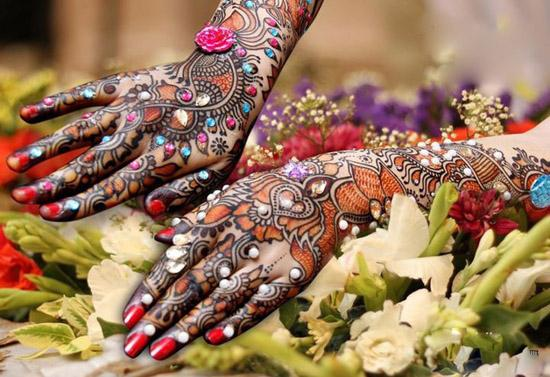 Pakistani-Mehndi-Design-2013-2.png (550×377)