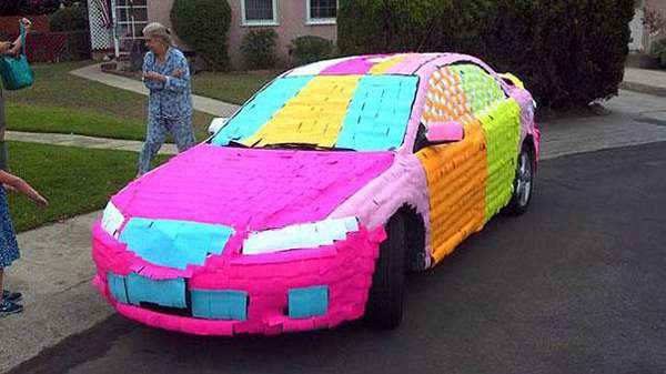 19.) Give a friend's car a new, bright paint job with Post-Its